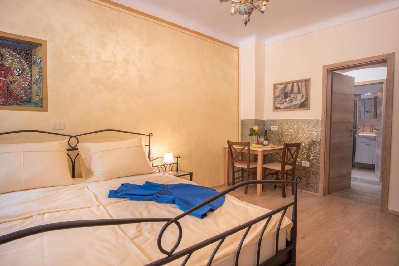 Vila Radolca Apartments & Rooms ラドヴリツァ エクステリア 写真